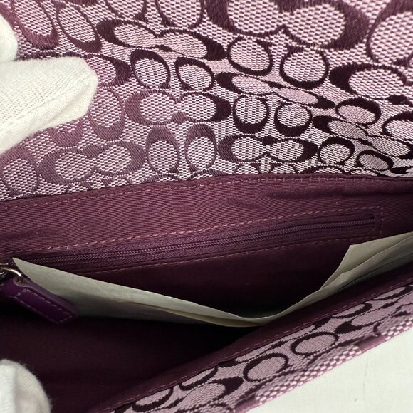 Coach F70283 Signature Messenger Plum - Picture 4 of 12